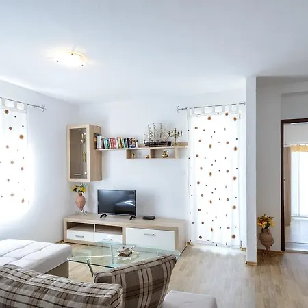 Apartmán Aida *